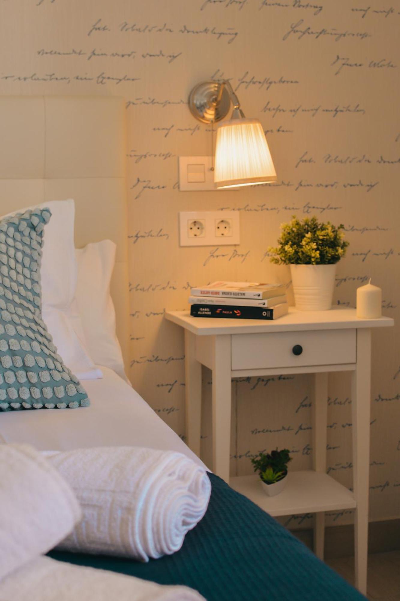 Larios Premium Apartments Малага Екстер'єр фото